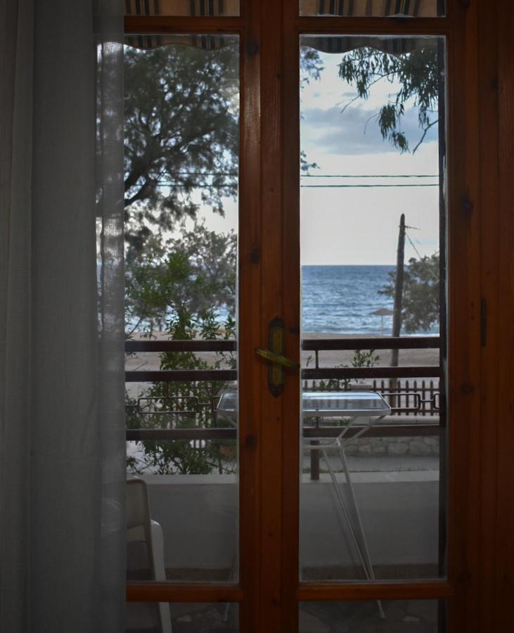 Poseidon Apartments Gíthio Szoba fotó
