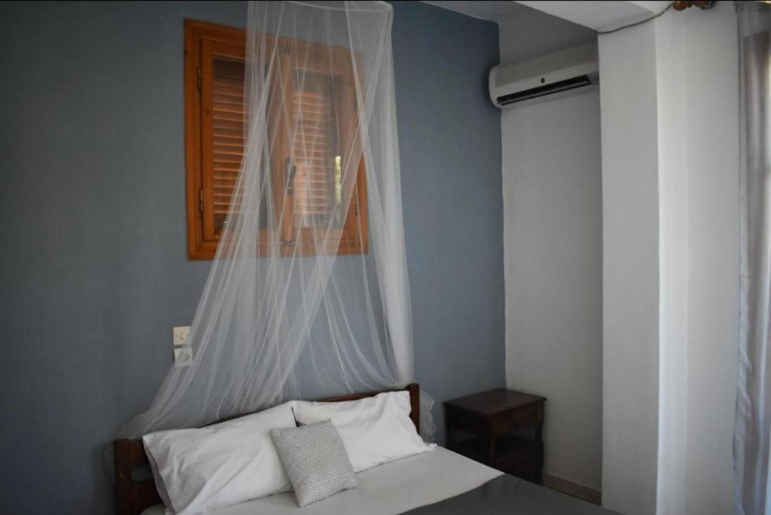 Poseidon Apartments Gíthio Szoba fotó